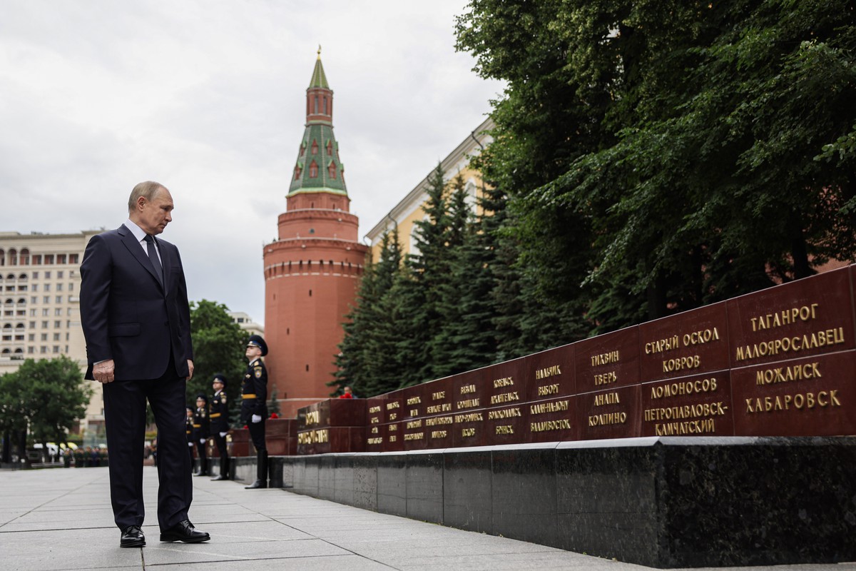 Путин примет участие в мероприятиях в День памяти и скорби