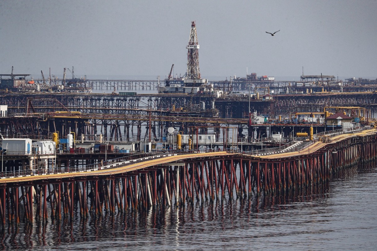 Эколог предупредил о тревожных последствиях разлива нефти в акватории Каспийского моря