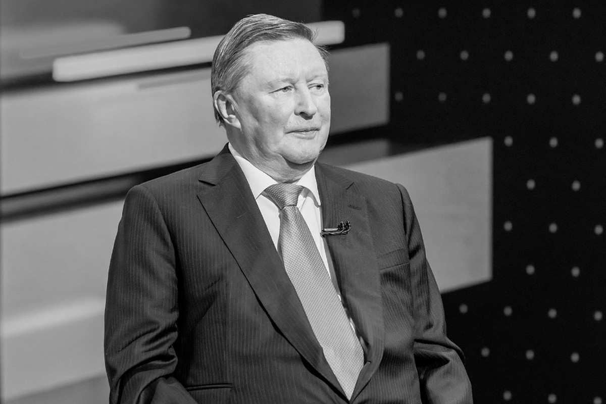 Стало известно, где похоронят экс-министра обороны Иванова