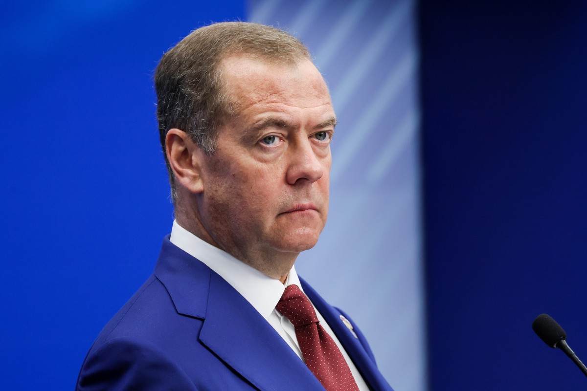 Медведев предупредил Армению о тяжелых последствиях разрыва с РФ