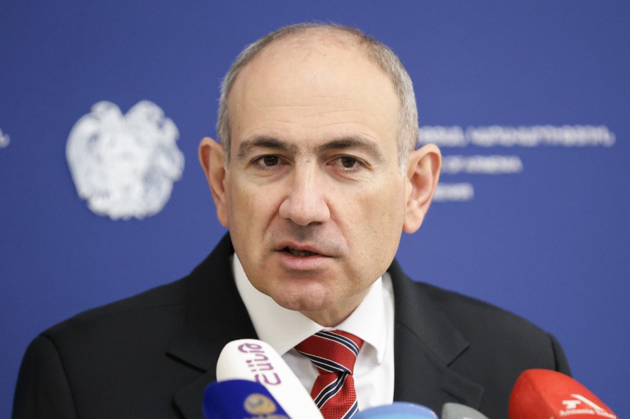 Армения на грани краха: Пашинян струсил из-за референдума, жесткий ответ Путина