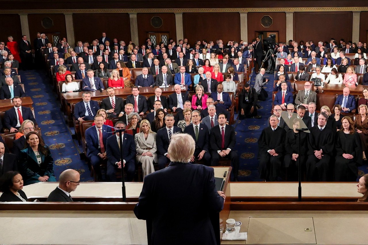 Трампа предали в войне с Ираном: порка президента, раскол в США и хаос на Ближнем Востоке