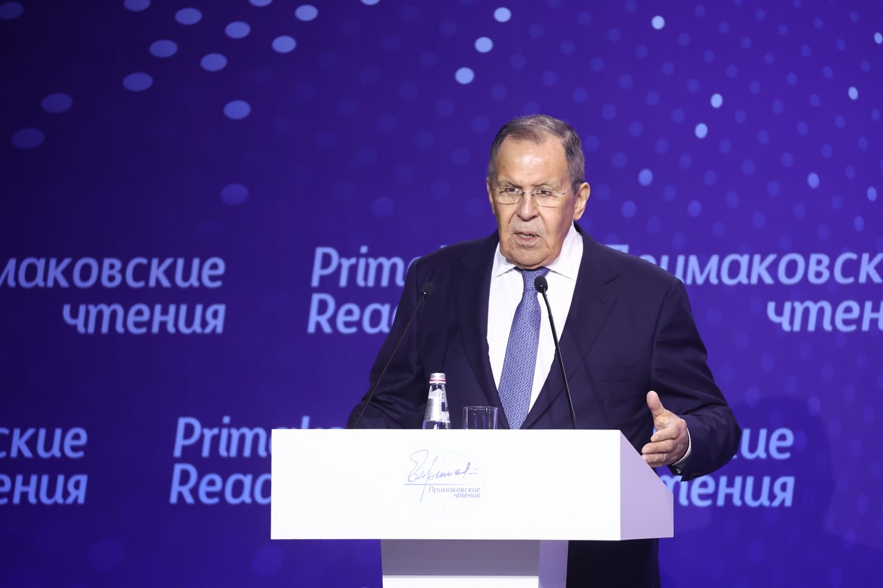 Россия и Иран хоронят доллар: козырь Путина, хитрый ответ на санкции, истерика Вашингтона
