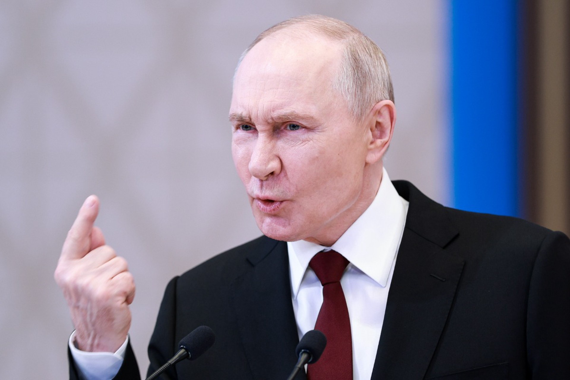 Армения на грани краха: Пашинян струсил из-за референдума, жесткий ответ Путина