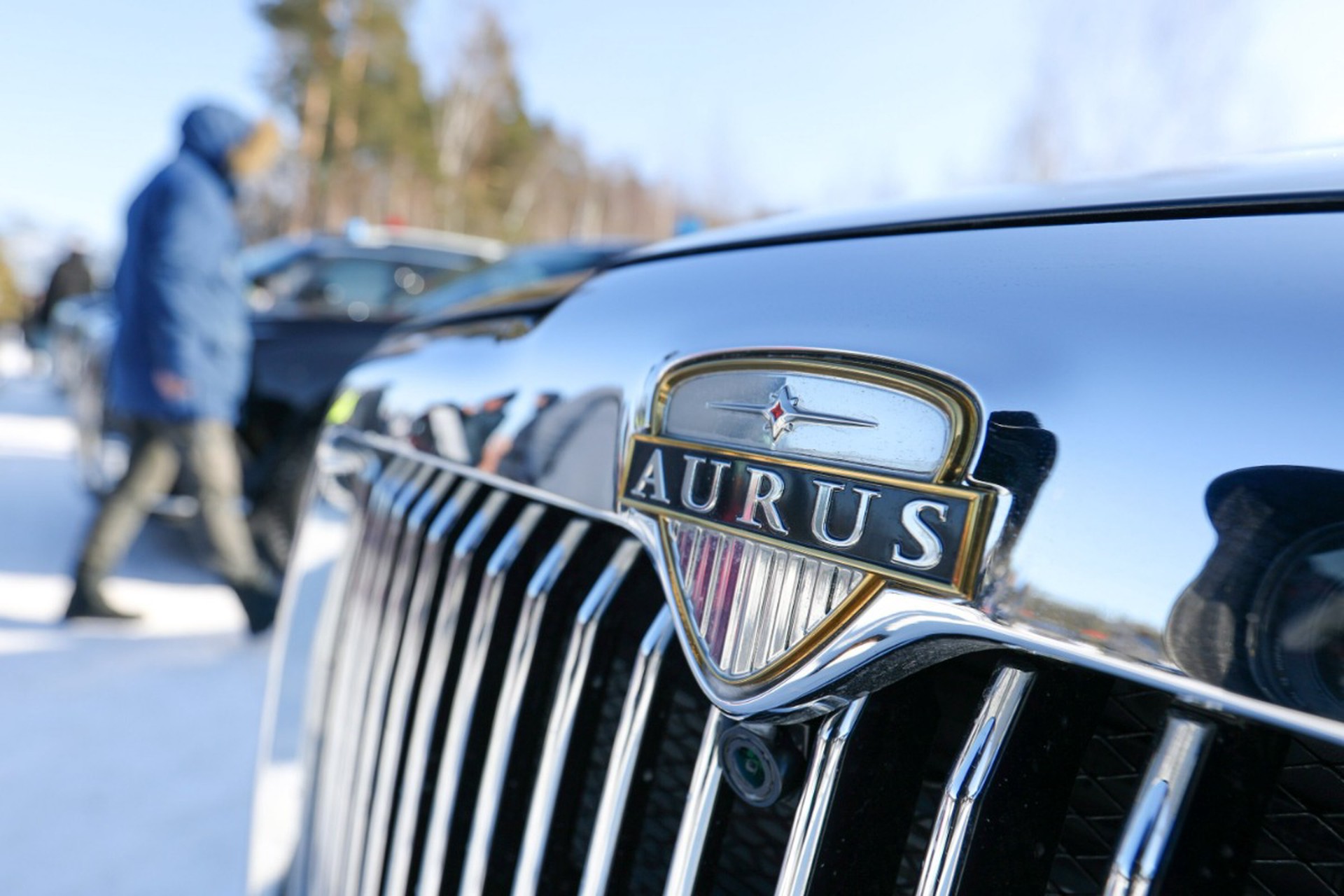 Названа стоимость нового Aurus в России