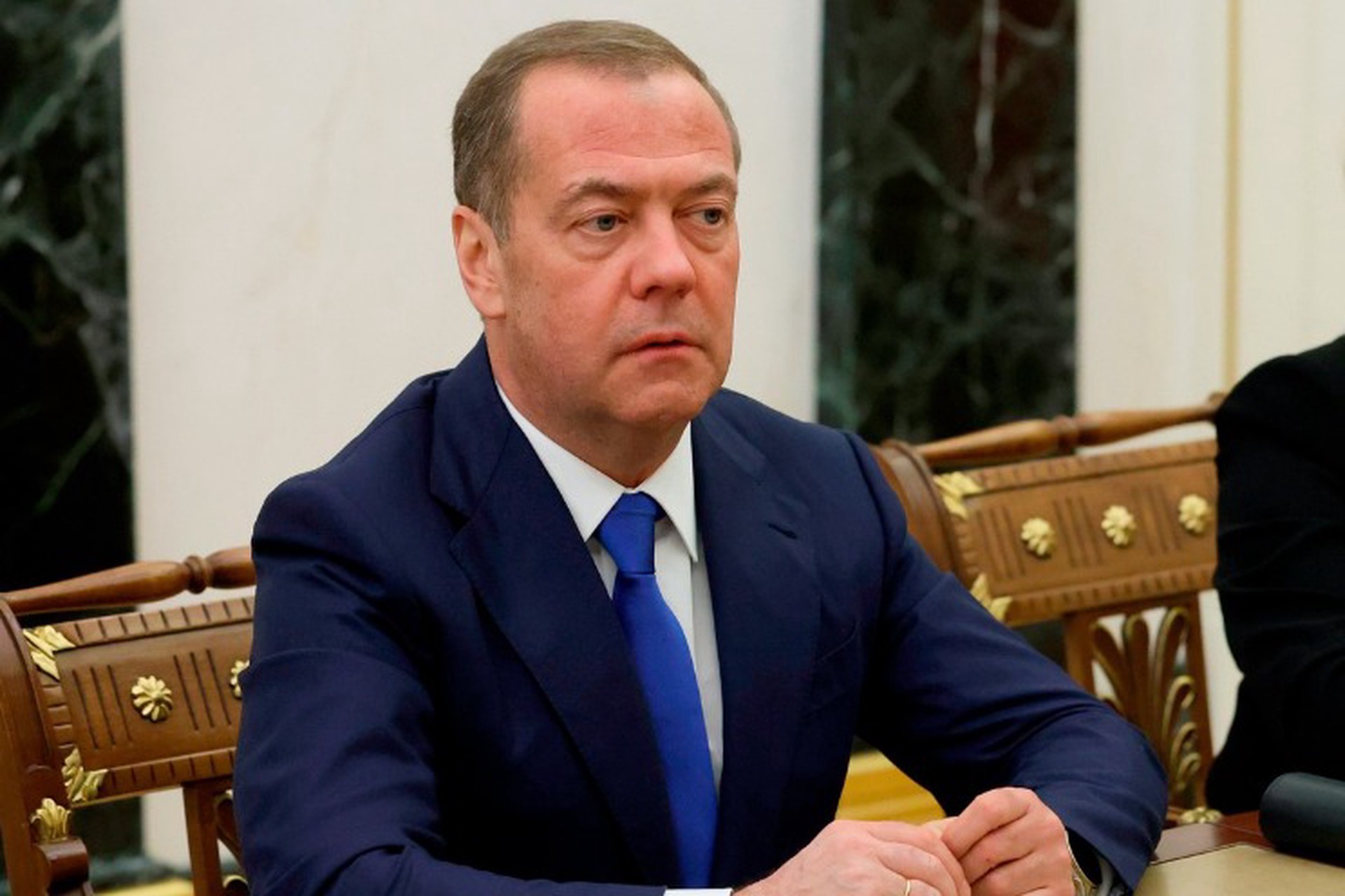 Медведев назвал семь главных вызовов для России 