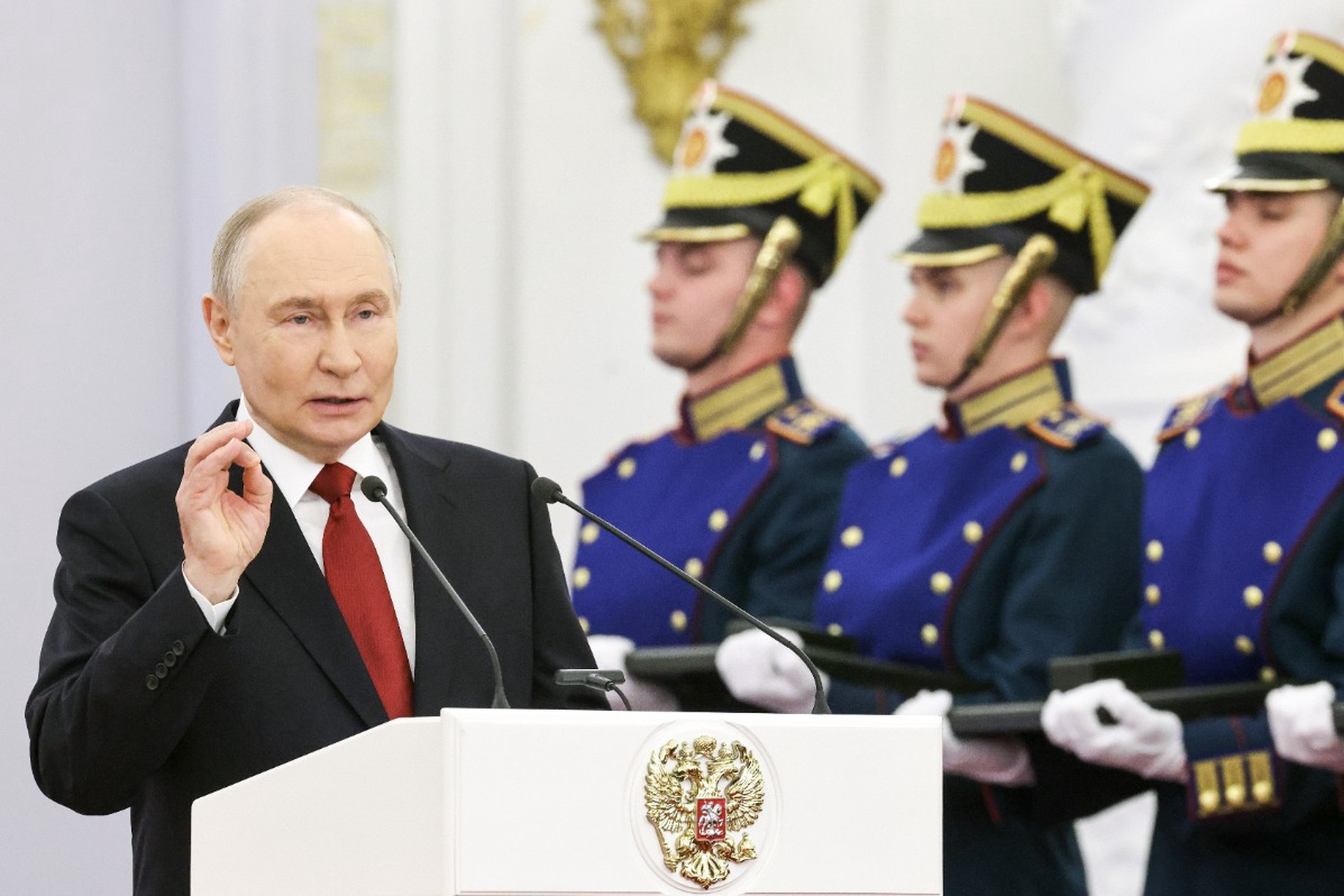 Путин пообещал, что Россия создаст спутниковую группировку мощнее Starlink