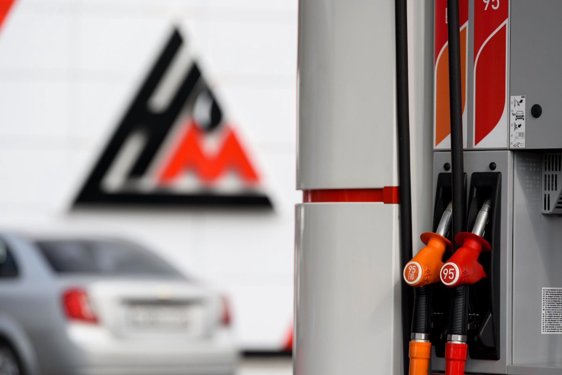 ФАС взялась за цены на бензин у «Нефтьмагистрали»