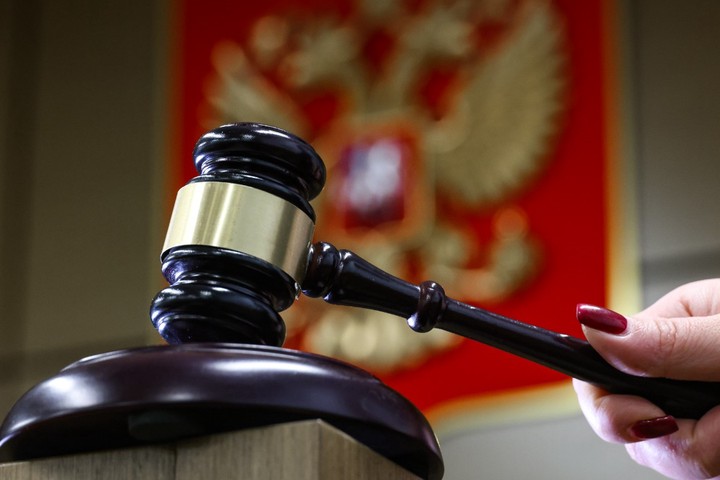 Как накажут бойфренда выпавшей из окна в Ленобласти девушки