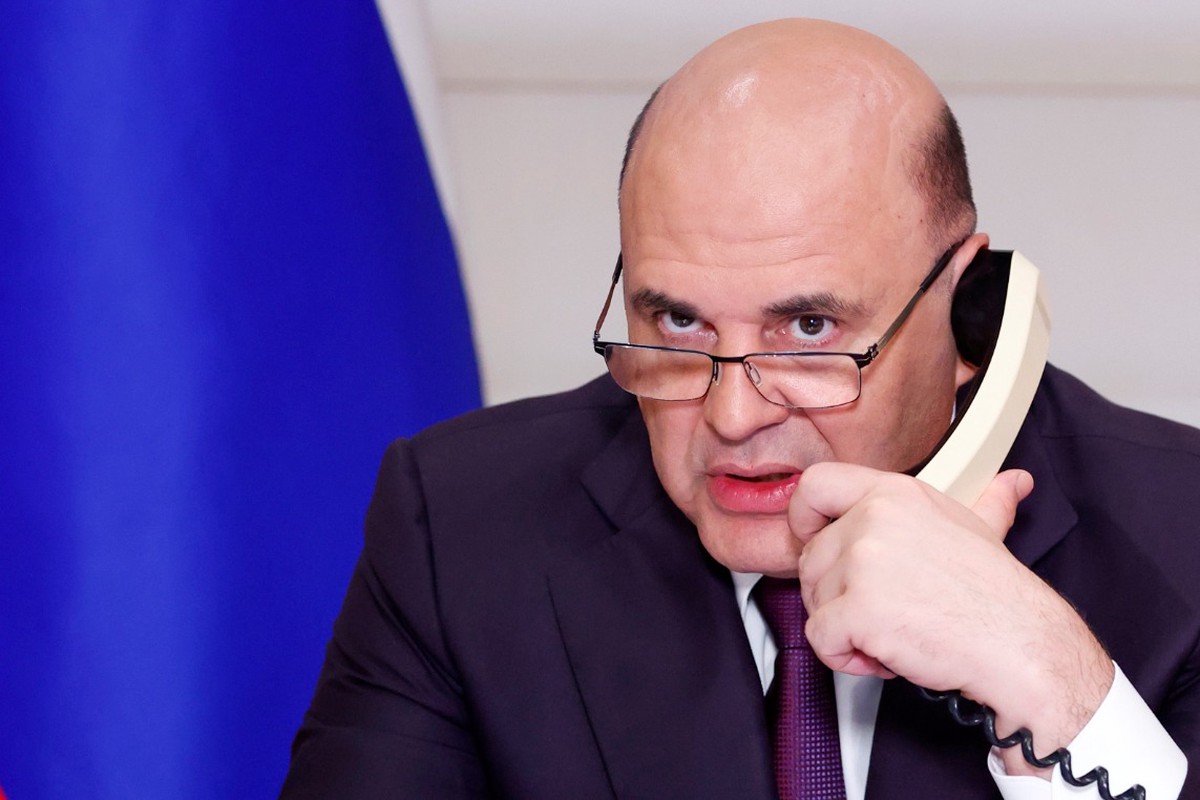 Мишустин провел телефонный разговор с Пашиняном 