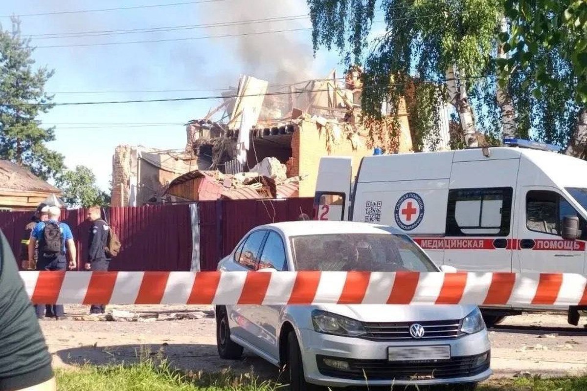Брат убитого в Егорьевске младенца онемел: что с родителями, мемориал и усыпанная игрушками могила