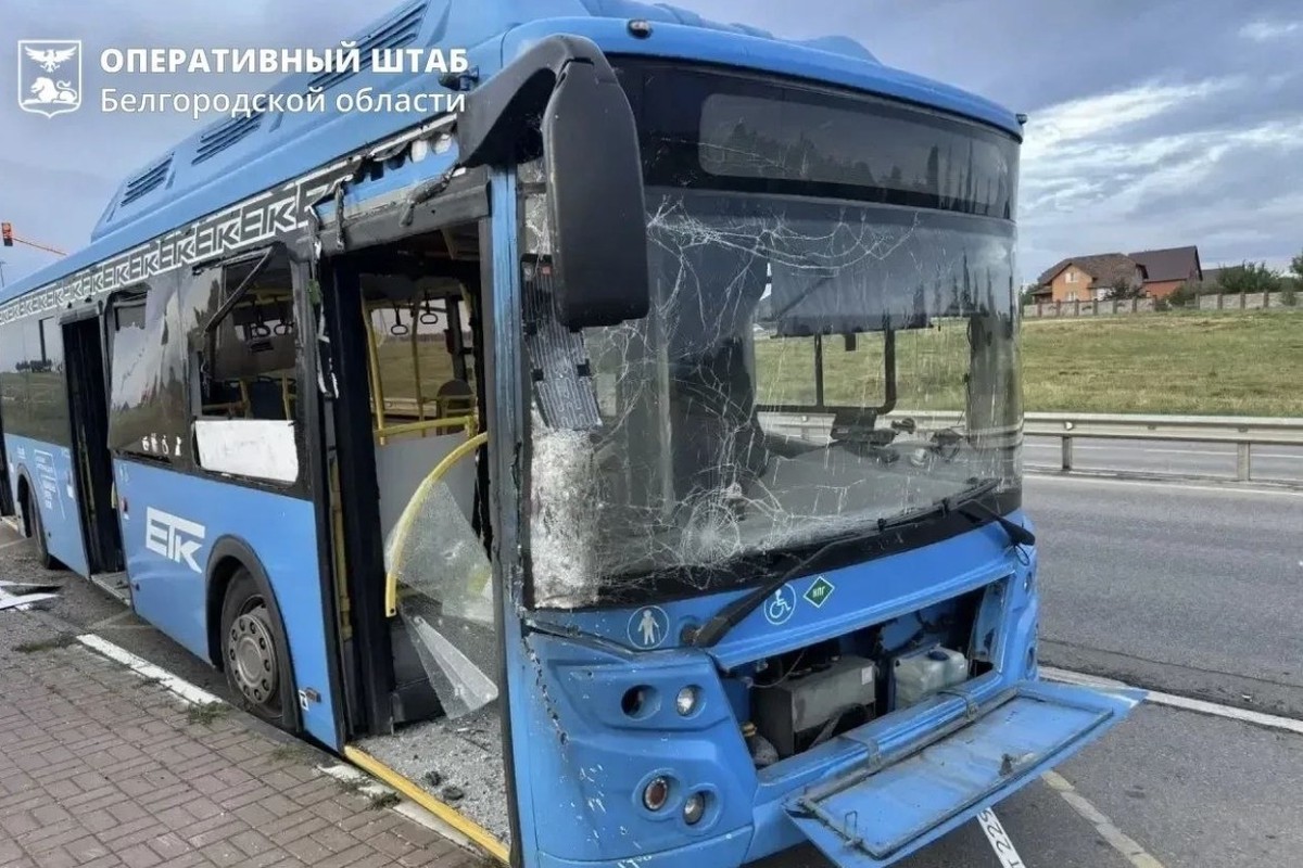 Украинские боевики атаковали пассажирский автобус в российском регионе