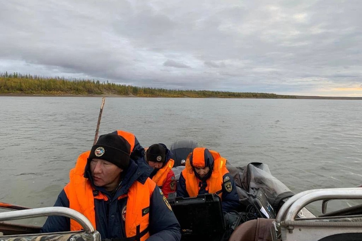 В Якутии нашли тела двух мужчин после крушения лодки