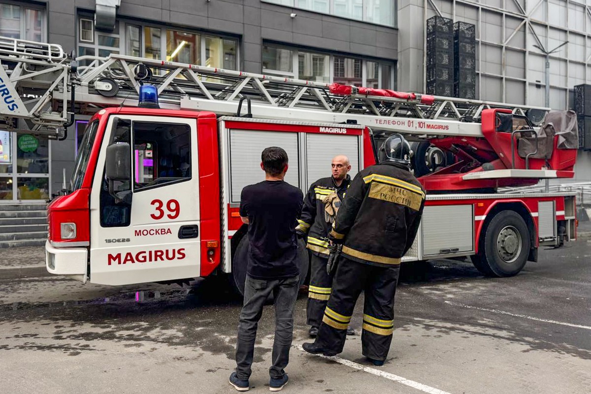 В Красногорске потушили пожар в ТЦ