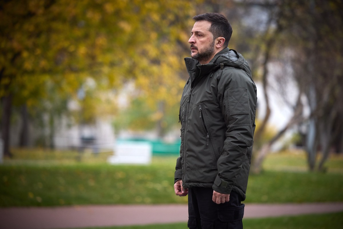 Зеленский требует у Запада денег на годы вперед