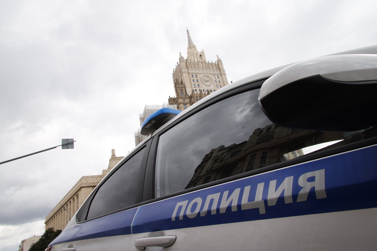 Трое петербуржцев пролетели мимо рейса в Северную столицу из-за дебоша