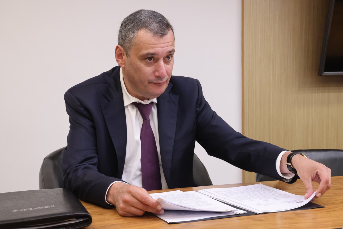«Обычная конспирология»: Хинштейн ответил на слухи об отставке