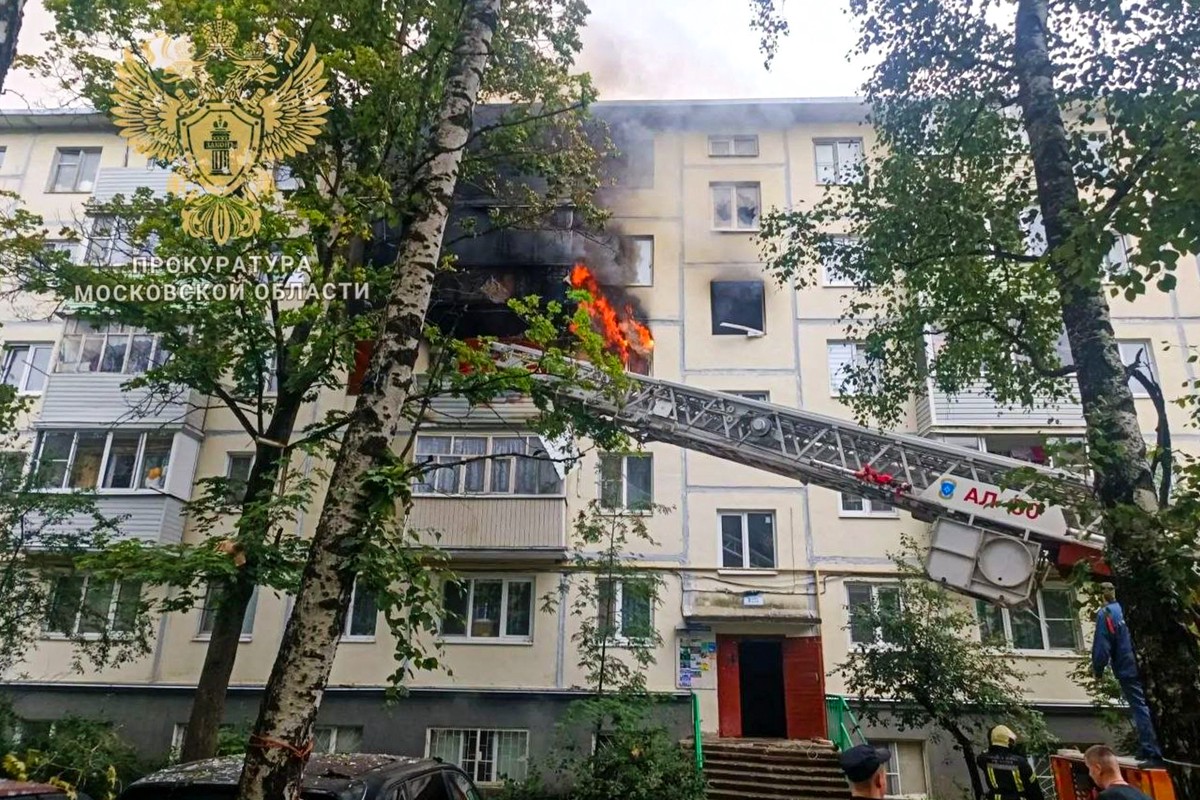 Появились кадры с места взрыва газа в пятиэтажке Егорьевска