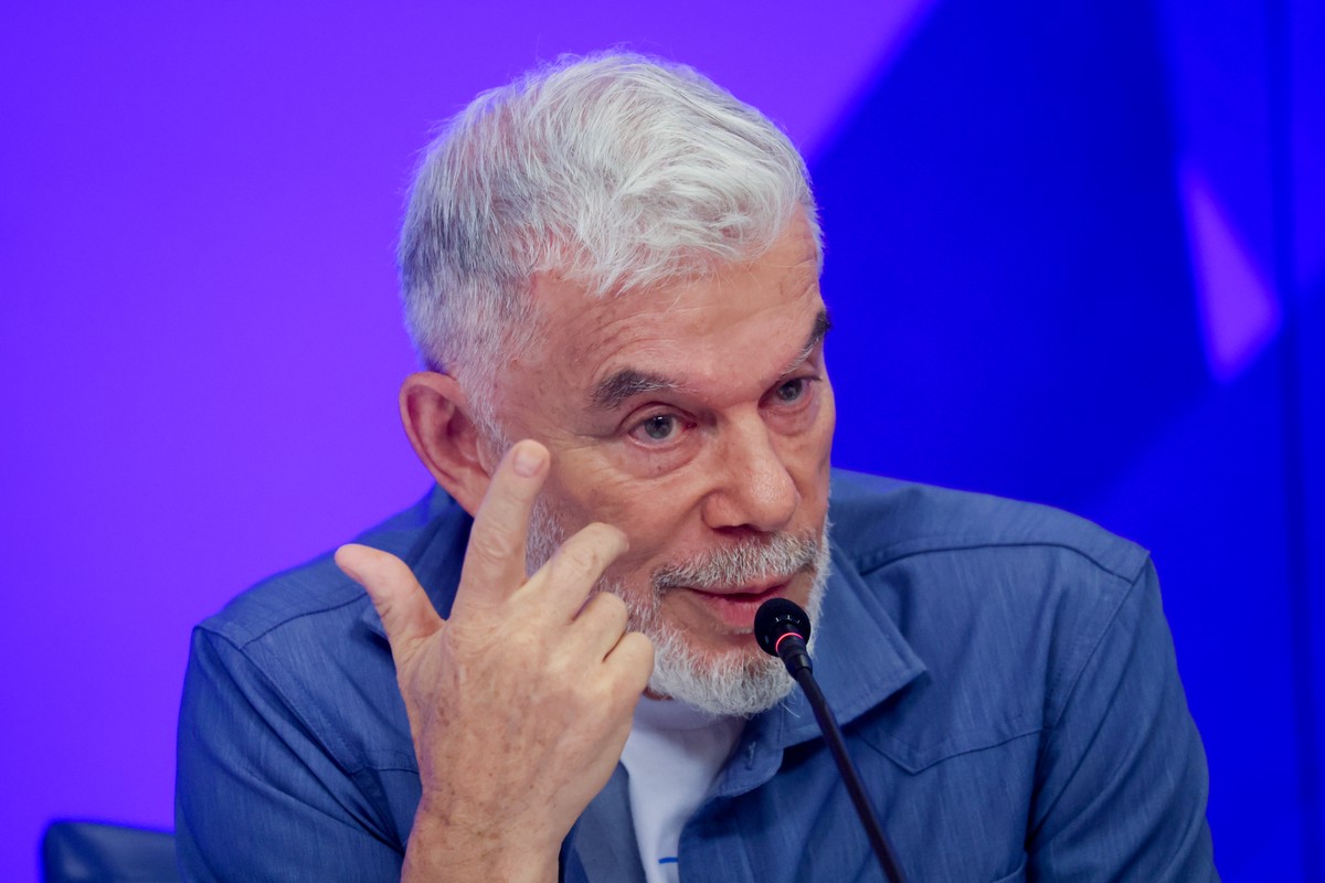 Газманов сменил адвоката во время суда с бывшим директором