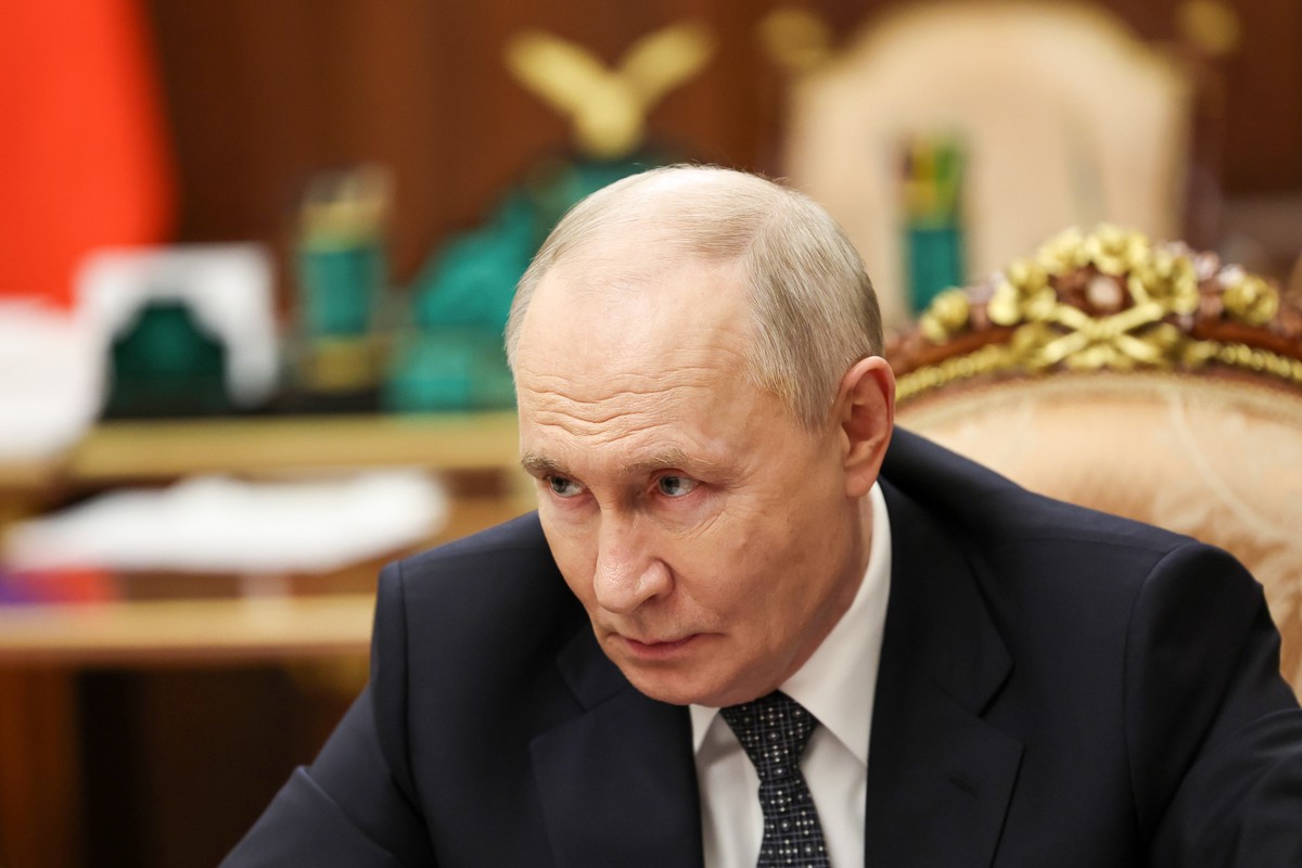 Путин признался, что следит за блогерами