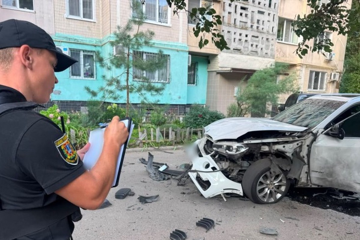 Автомобиль украинского военного взорвался в Одессе