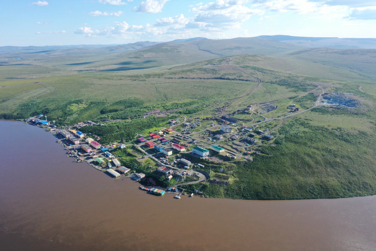 Найдены пропавшие во время катания на лодке на Чукотке