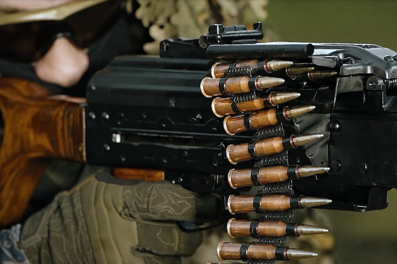 Патроны «Многоточие» уже в окопах: что это такое, шок военкоров и крах тактики Киева