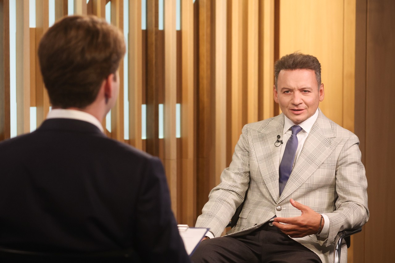 Тайная жена, обида на режиссеров, санкции Украины: куда пропал и как живет Александр Олешко