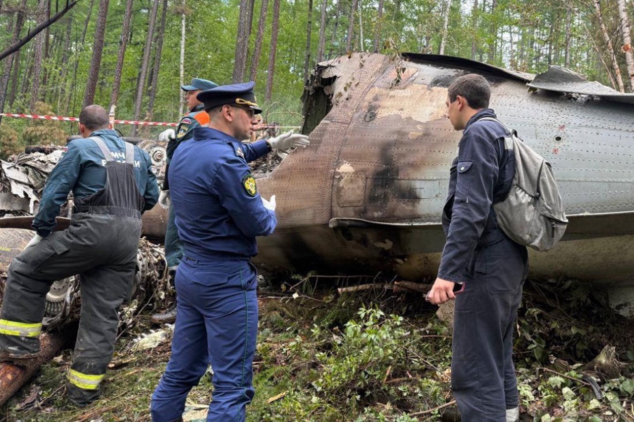 Год назад Ан-24 упал в Тынде: гибель семей, причины трагедии и последствия