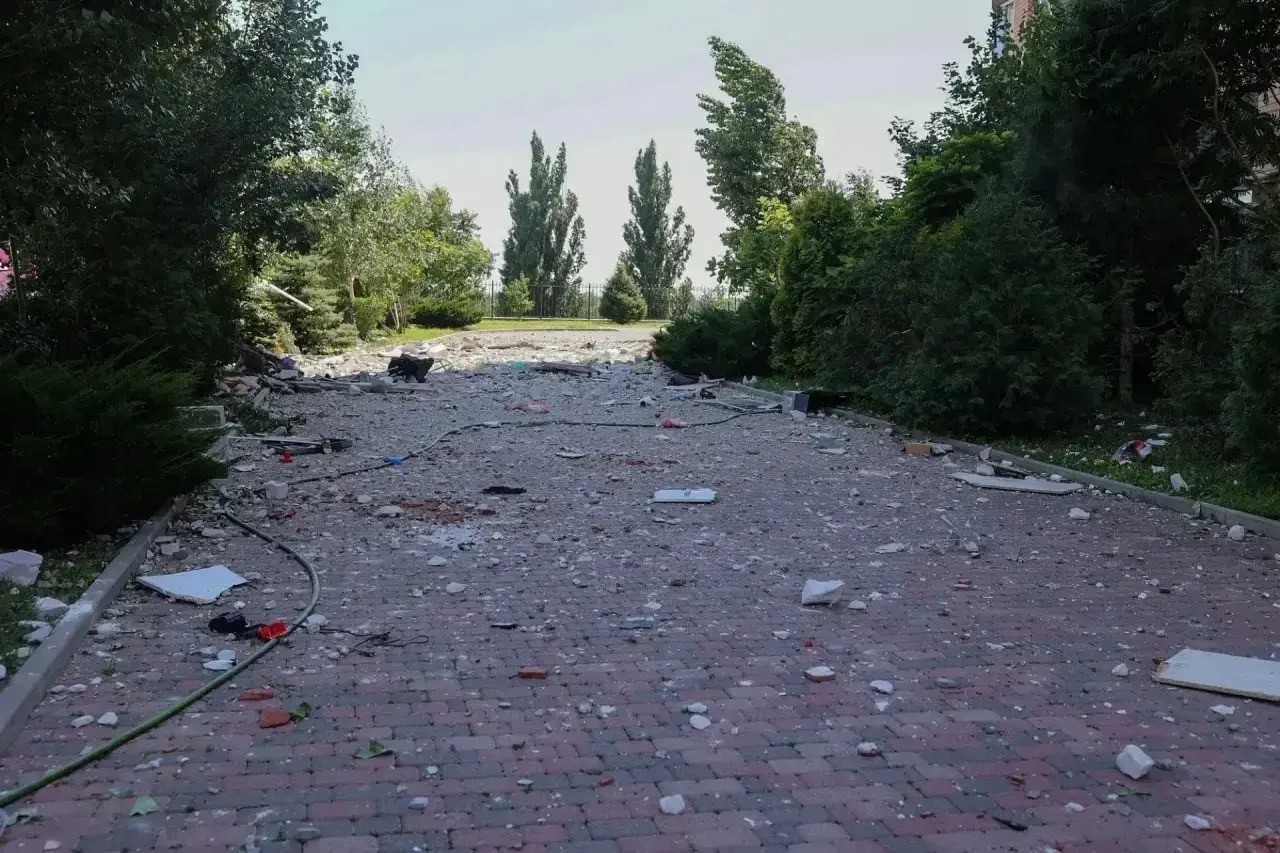 ВСУ накрыли Волгоград и Ростовскую область: рухнувший дом, сгоревший склад WB и жертвы атаки