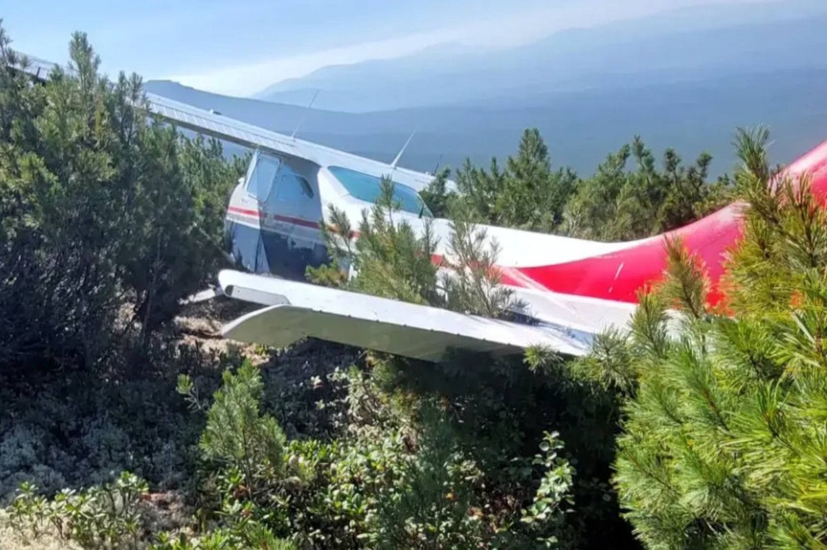 Появились первые кадры разбившегося самолета Cessna 182 