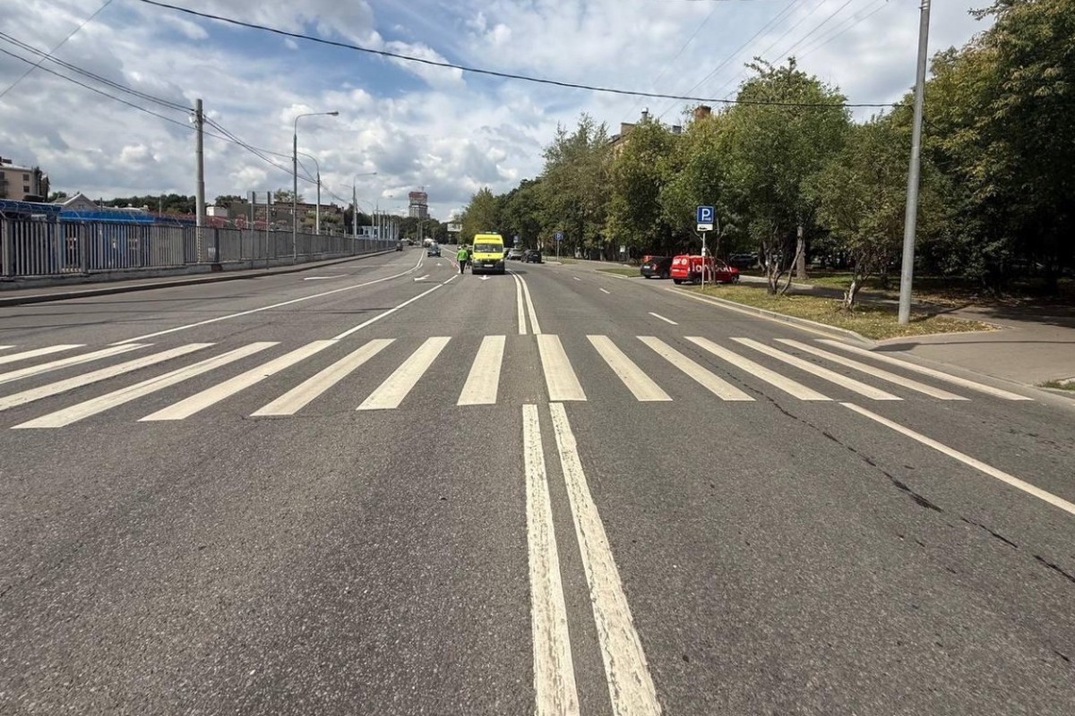 Пиар-директор журнала «Москвичка» попала под колеса грузовика