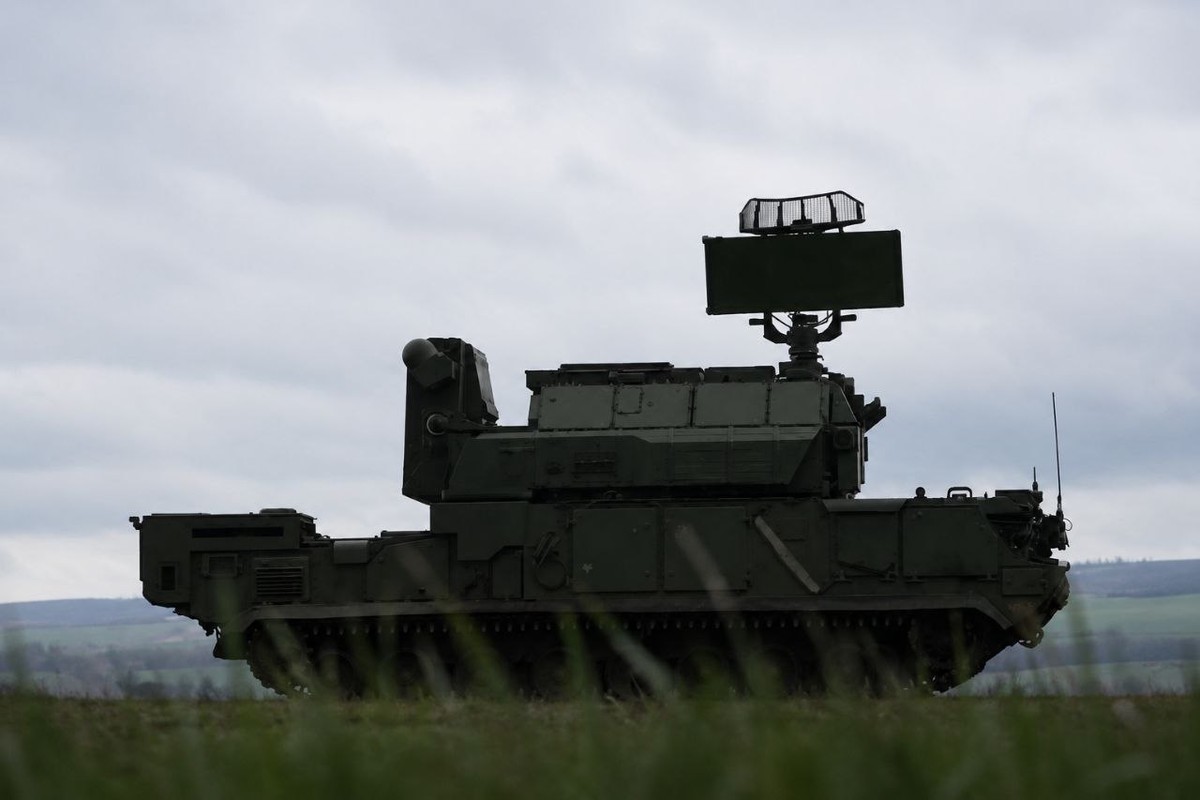 Рекордная атака на РФ, ВСУ в плену за сигареты и отчаяние Зеленского: главные новости СВО 15 августа