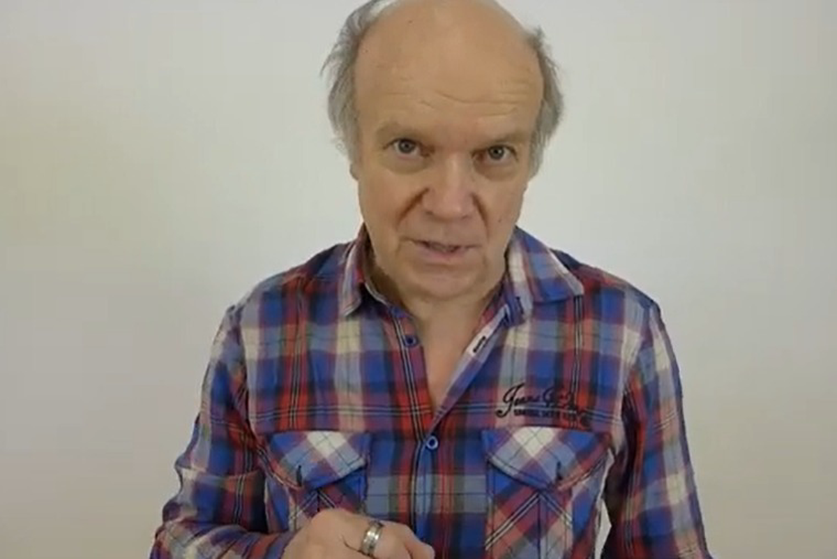 «Вынужден рыться в контейнерах»: актер Балабанов пожаловался на нищету
