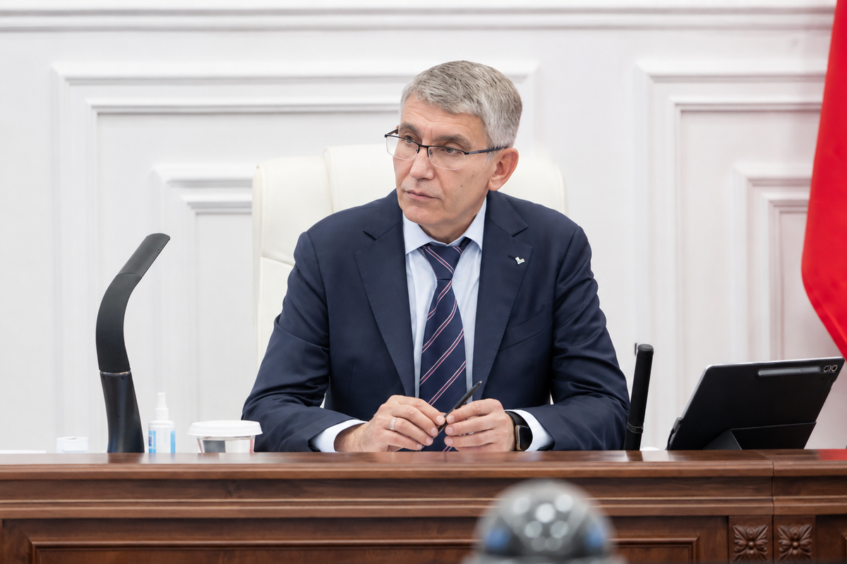 «Отстаньте от ребенка!»: глава Тульской области вступился за смешариков