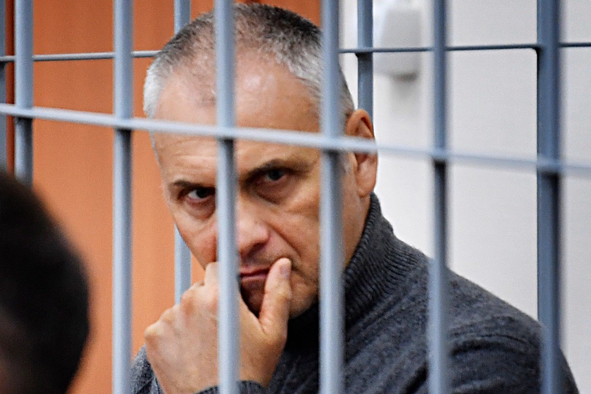 Бывший российский губернатор стал бетонщиком, но есть нюанс