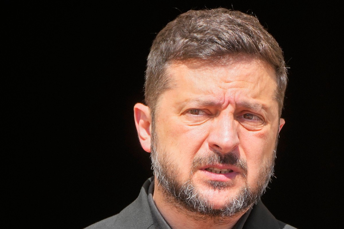 Зеленский потребовал не называть генералов ВСУ чертями