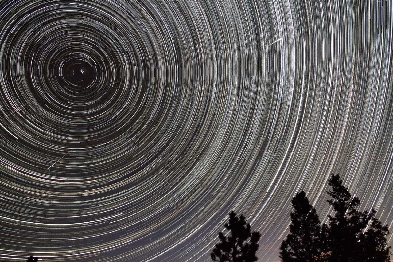 Звездопад Персеиды в 2026 году: когда наблюдать, как повлияет на здоровье