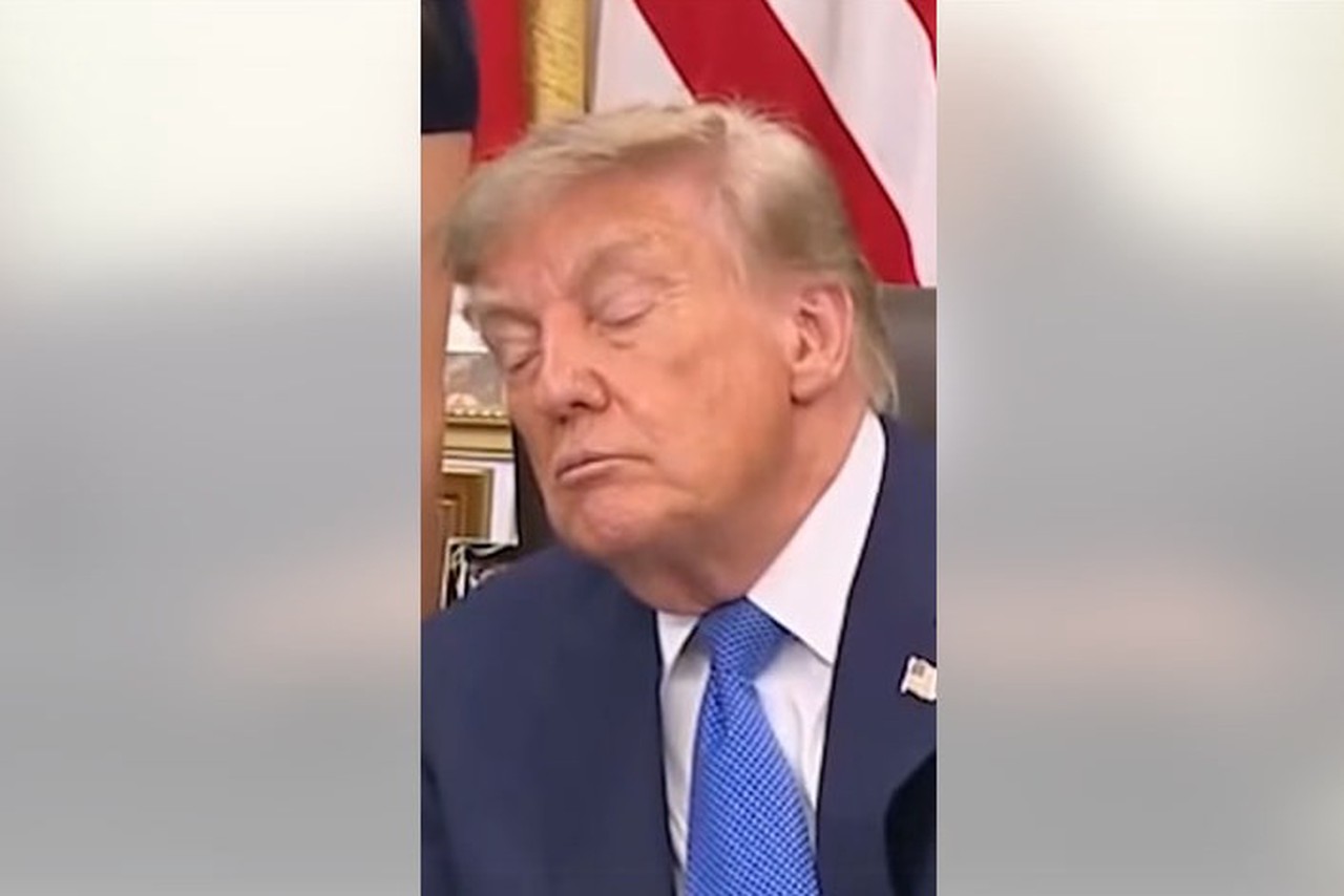 Трамп повторил историю сонного Джо прямо перед камерами