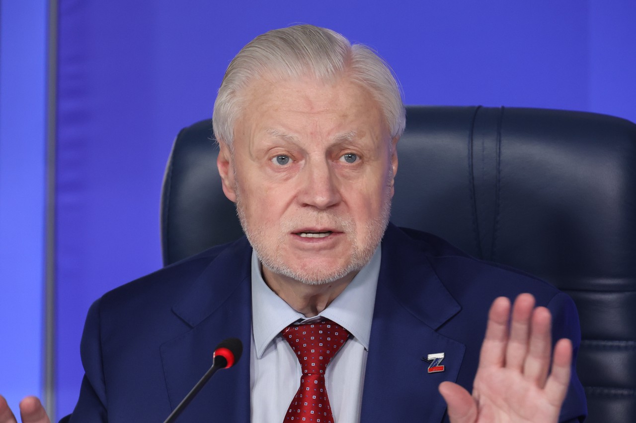 Партия «Яблоко» на грани исчезновения: отстранение от выборов, признание экстремистами