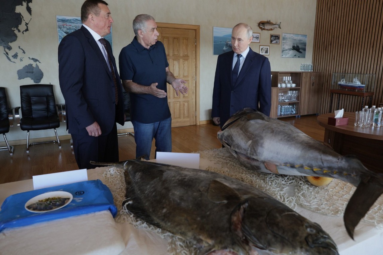 Японцев встряхнул сигнал Путина по Курилам: размещение ядерного оружия, «булькающий протест» Токио