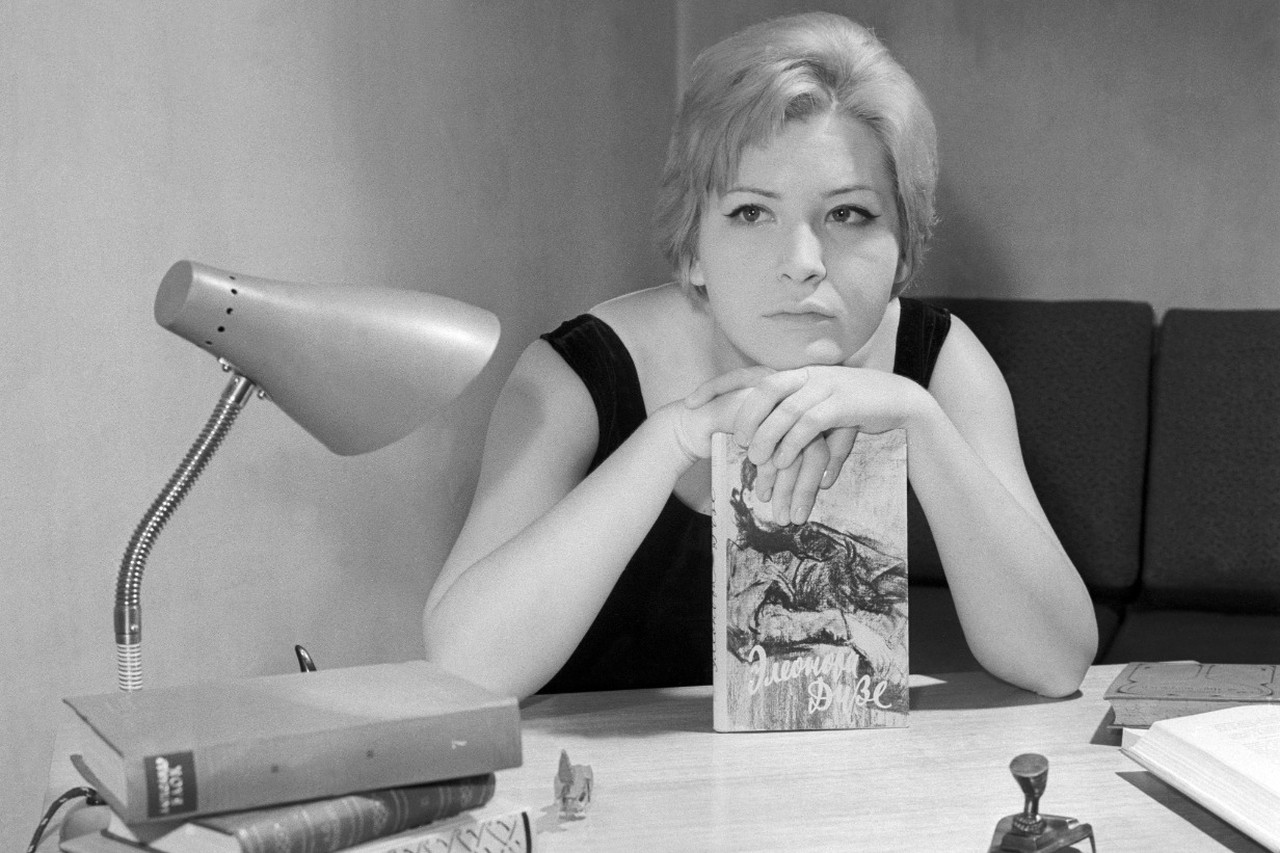 Тайна смертельного ДТП и любовь в 50 лет: как роковой роман Таривердиева обернулся трагедией