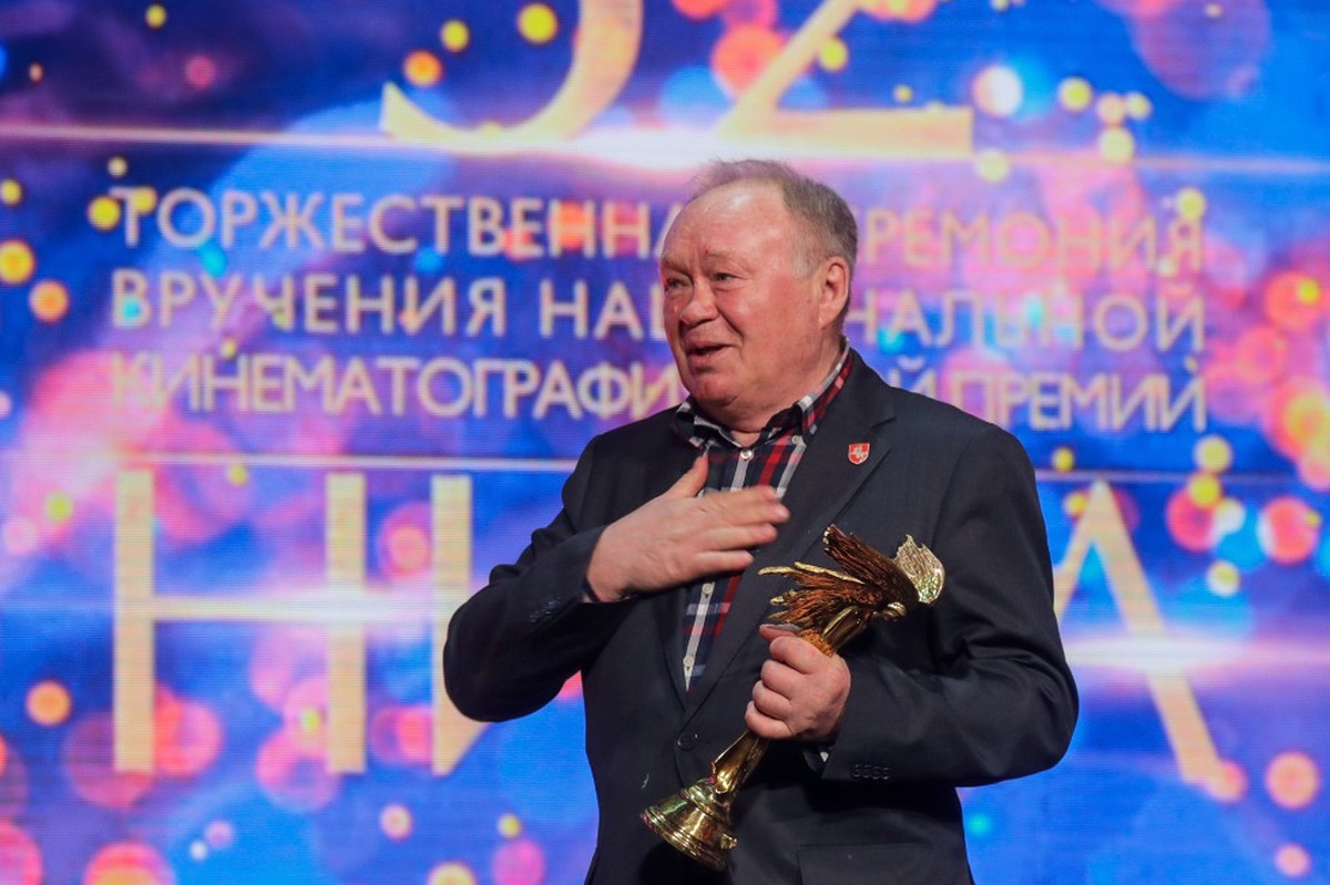 Смерть любимой жены, «цыганская» семейная драма и слухи о нищете: как живет «Мухомор» Юрий Кузнецов