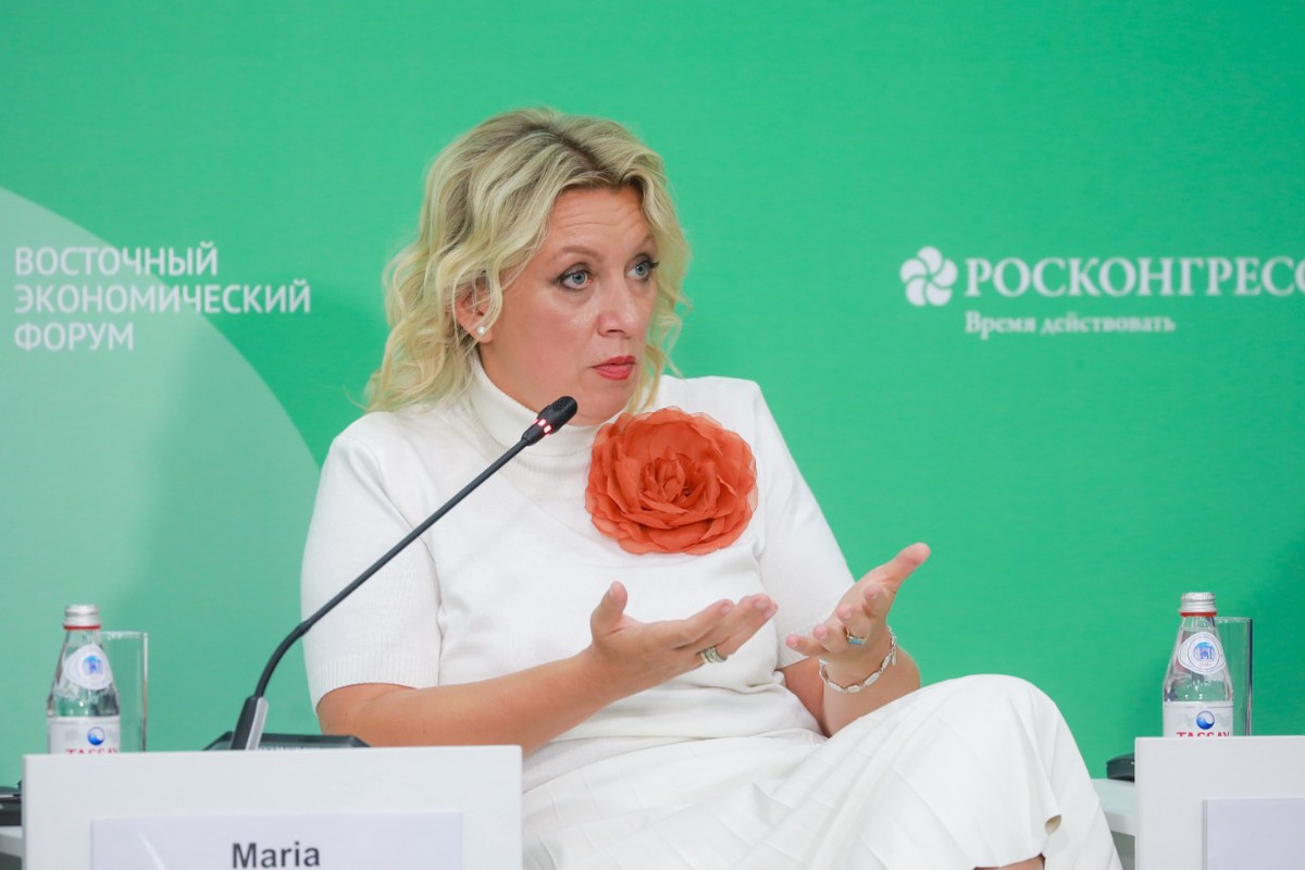 Захарова раскрыла, где ее семья намерена жить всегда