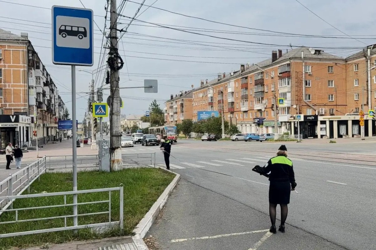Мать с ребенком выпали из автобуса в Нижнем Тагиле