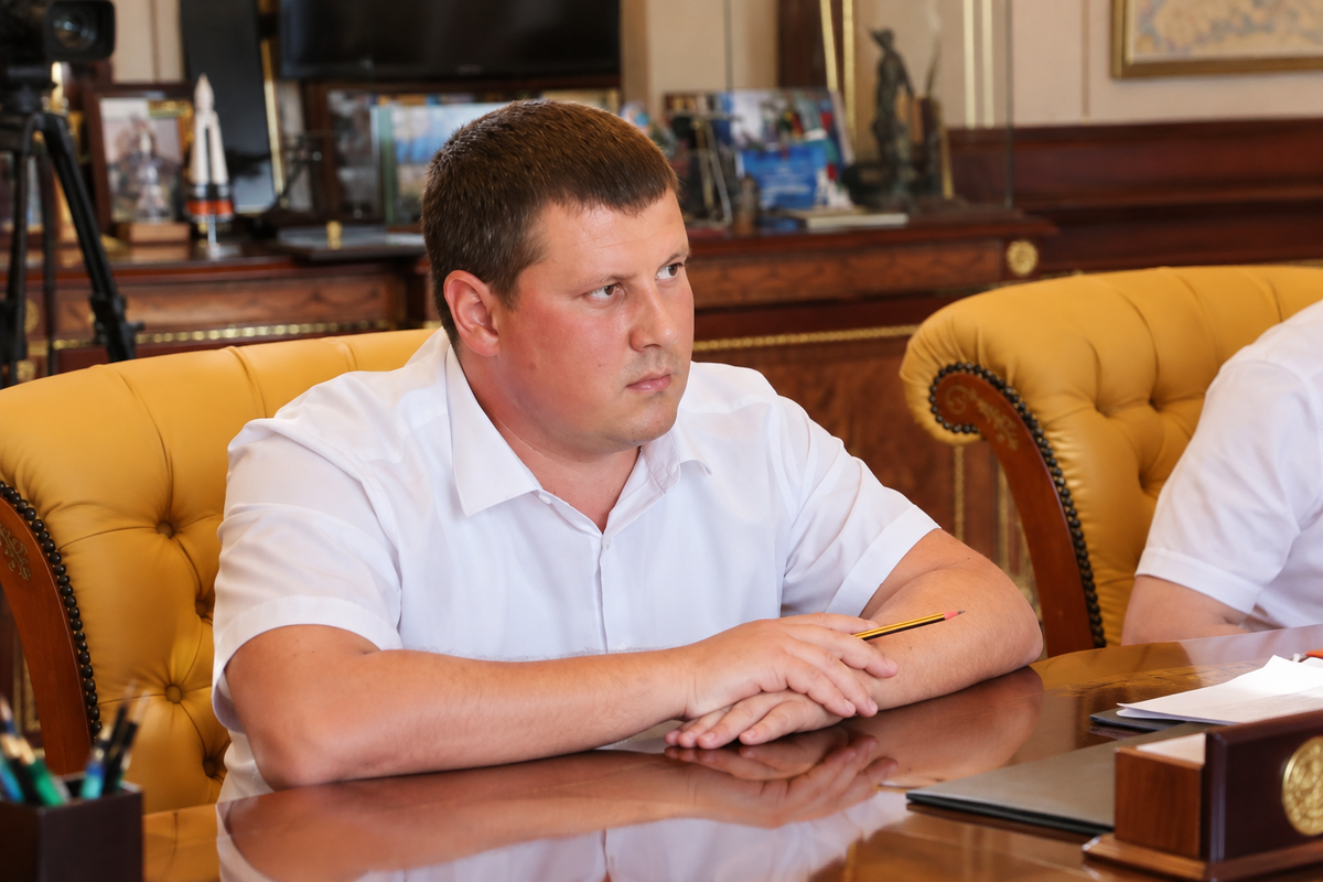 Аксенов уволил главу «Крымэнерго» за нарушения в работе