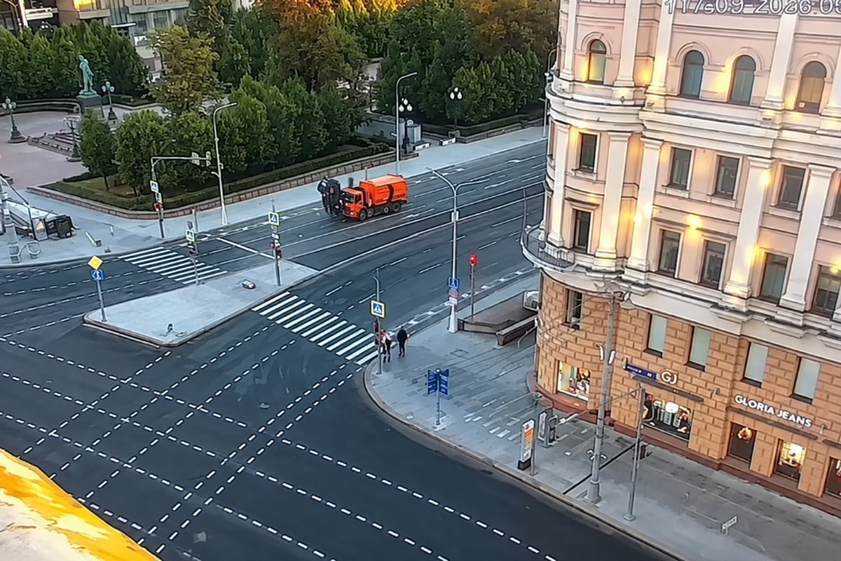 Ребенок и трое взрослых пострадали в массовом ДТП в Москве