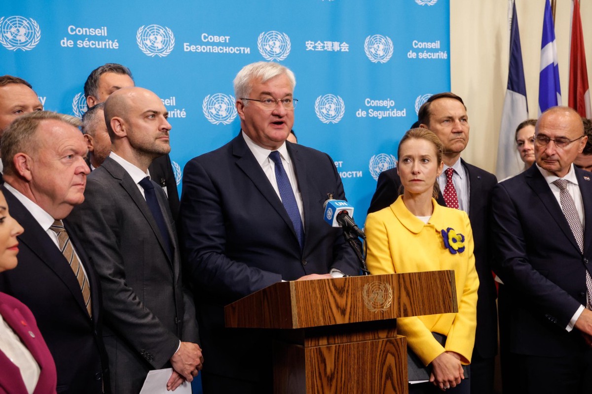 Украина согласилась на полное и безусловное прекращение огня с Россией