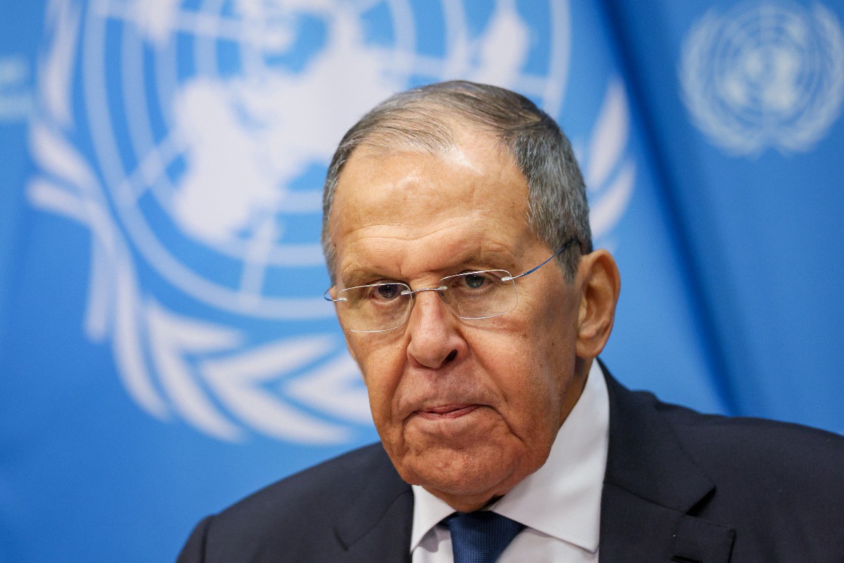 Лавров назвал бредом заявления о войне с Европой