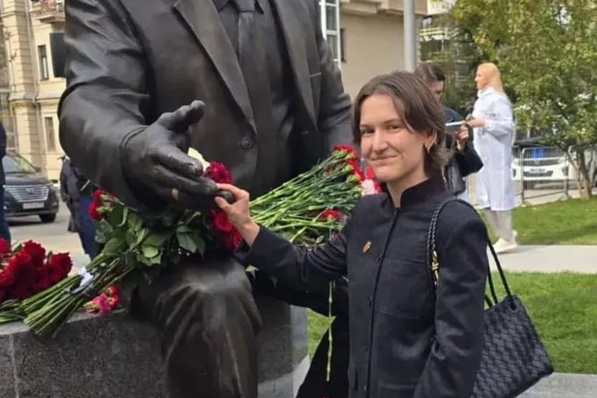 Дочь Лужкова впервые за долгое время приехала в Москву